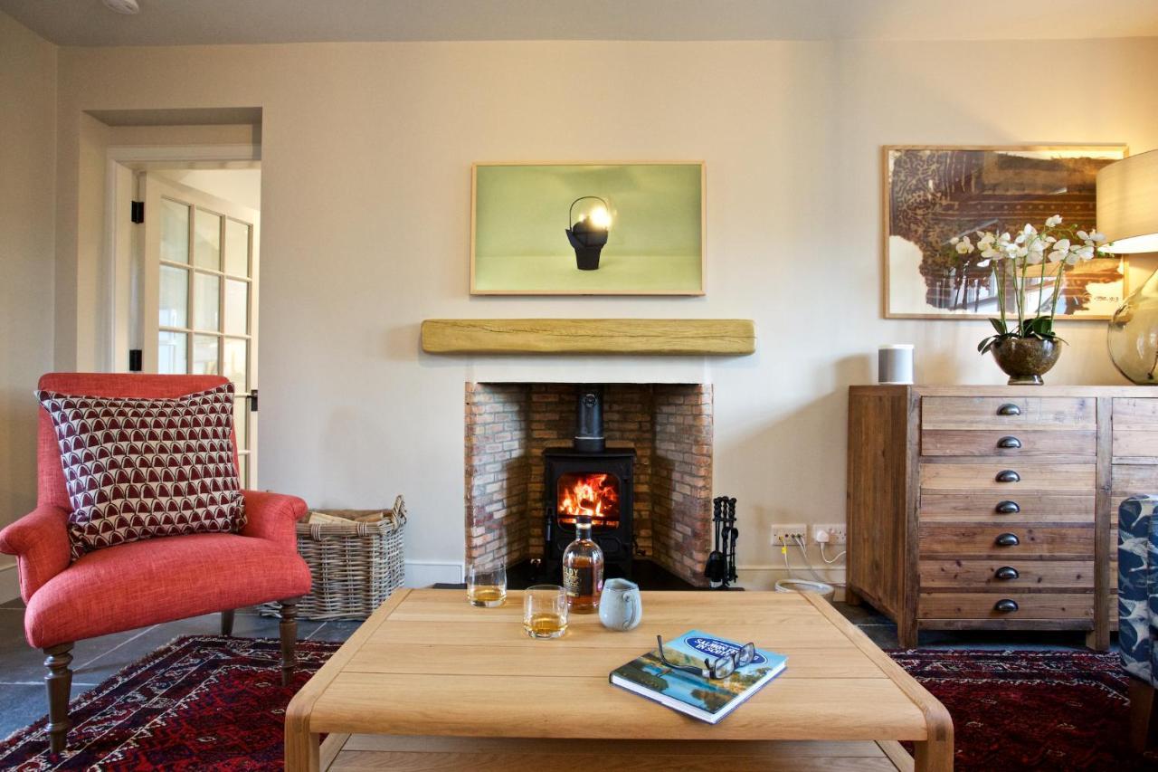 Ross Lodge Comrie Bagian luar foto