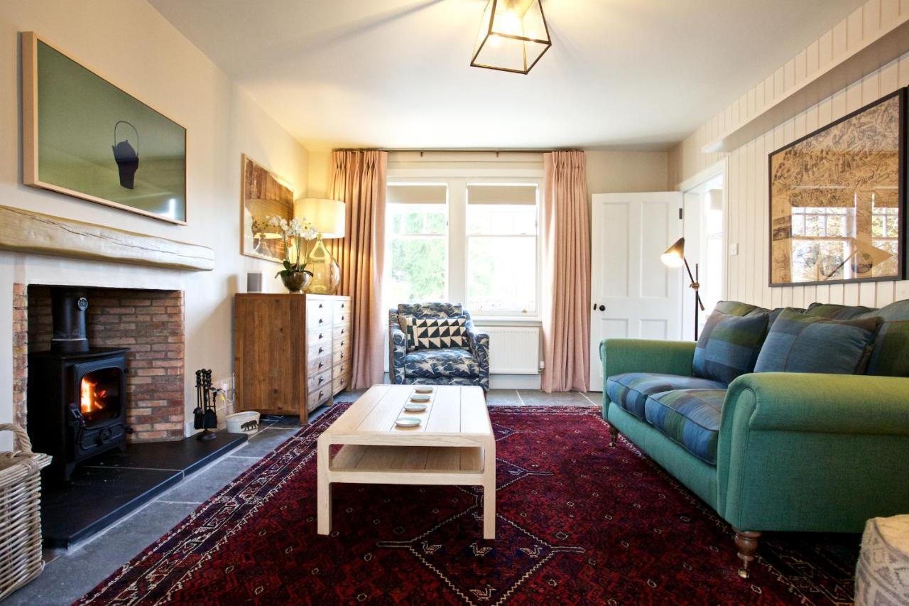 Ross Lodge Comrie Bagian luar foto